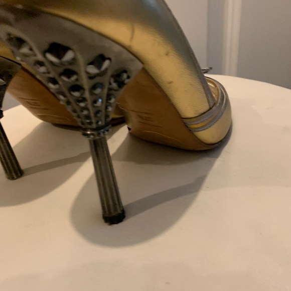 heels - Picture 4 of 8